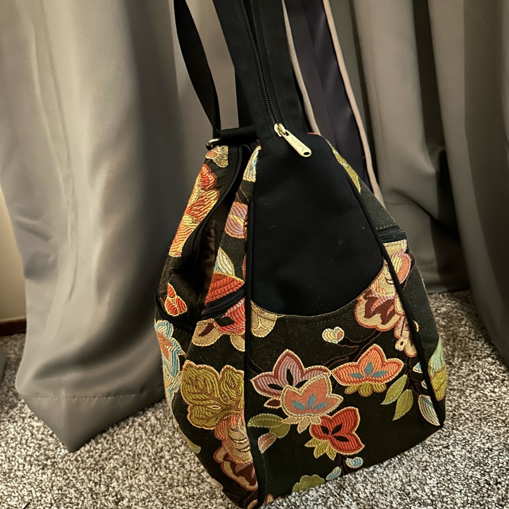 Floral Embroidered Women's Bag